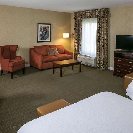 Hampton Inn & Suites Toledo-Perrysburg Rossford Exterior foto