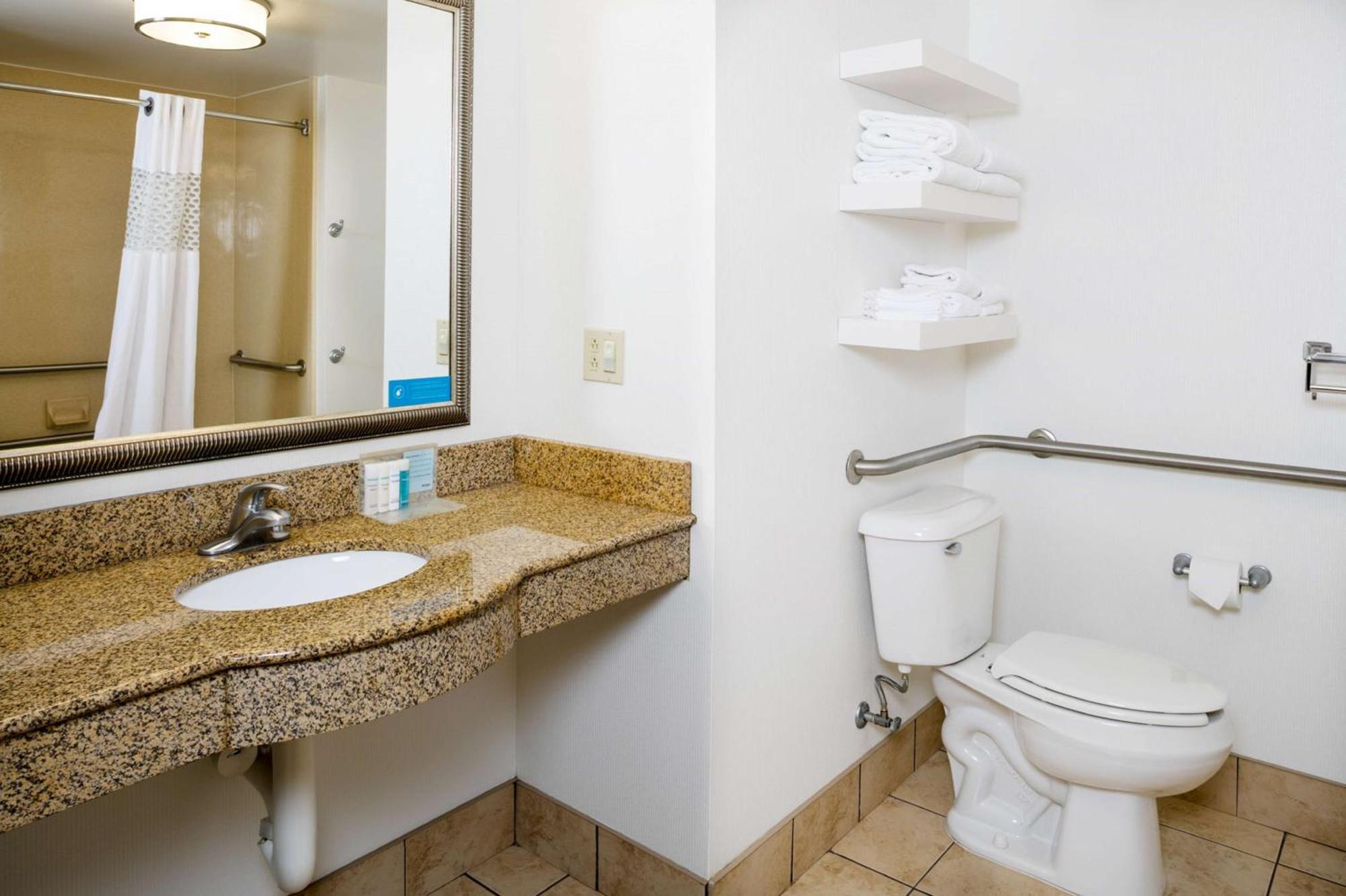 Hampton Inn & Suites Toledo-Perrysburg Rossford Exterior foto
