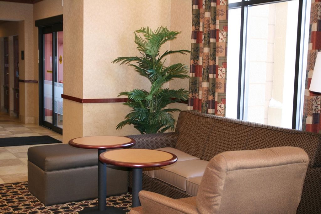 Hampton Inn & Suites Toledo-Perrysburg Rossford Zimmer foto